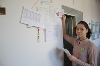 Ліговці Бахмуту провели інформаційна Кампанія щодо діяльності Національних дитячих «Гарячих ліній» в Україні S88150482